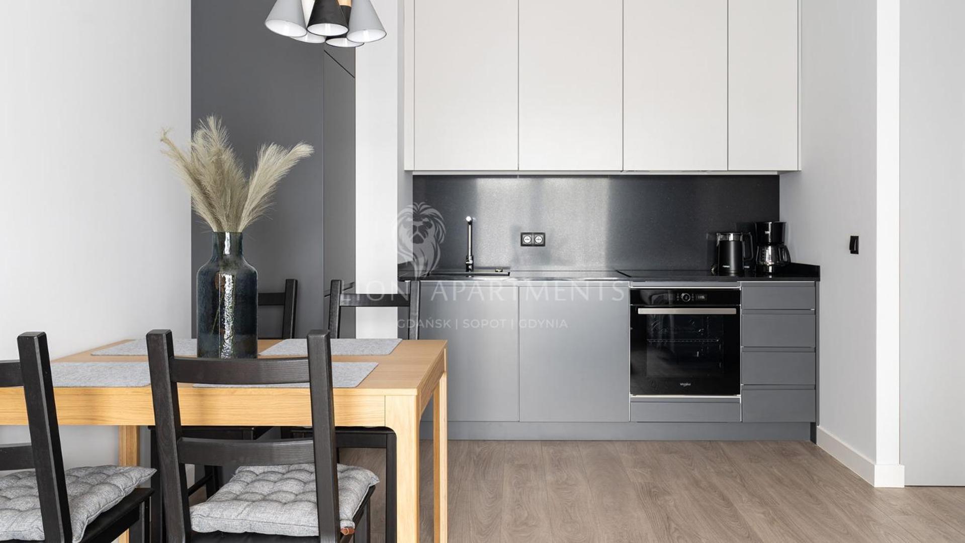 Scala 60C City Center Apartments & Studio By Lion Apartments Gdansk Bagian luar foto
