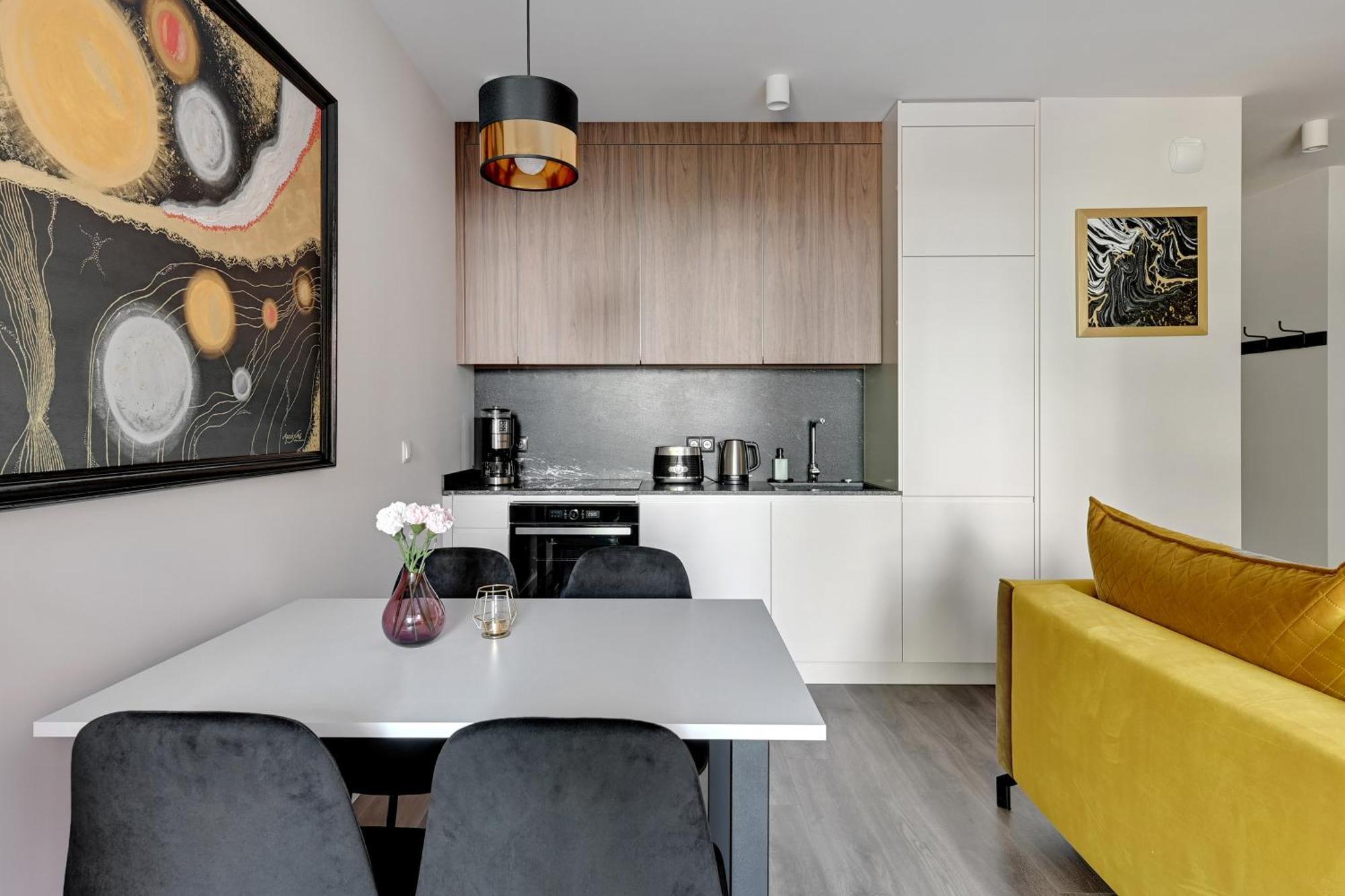 Scala 60C City Center Apartments & Studio By Lion Apartments Gdansk Bagian luar foto