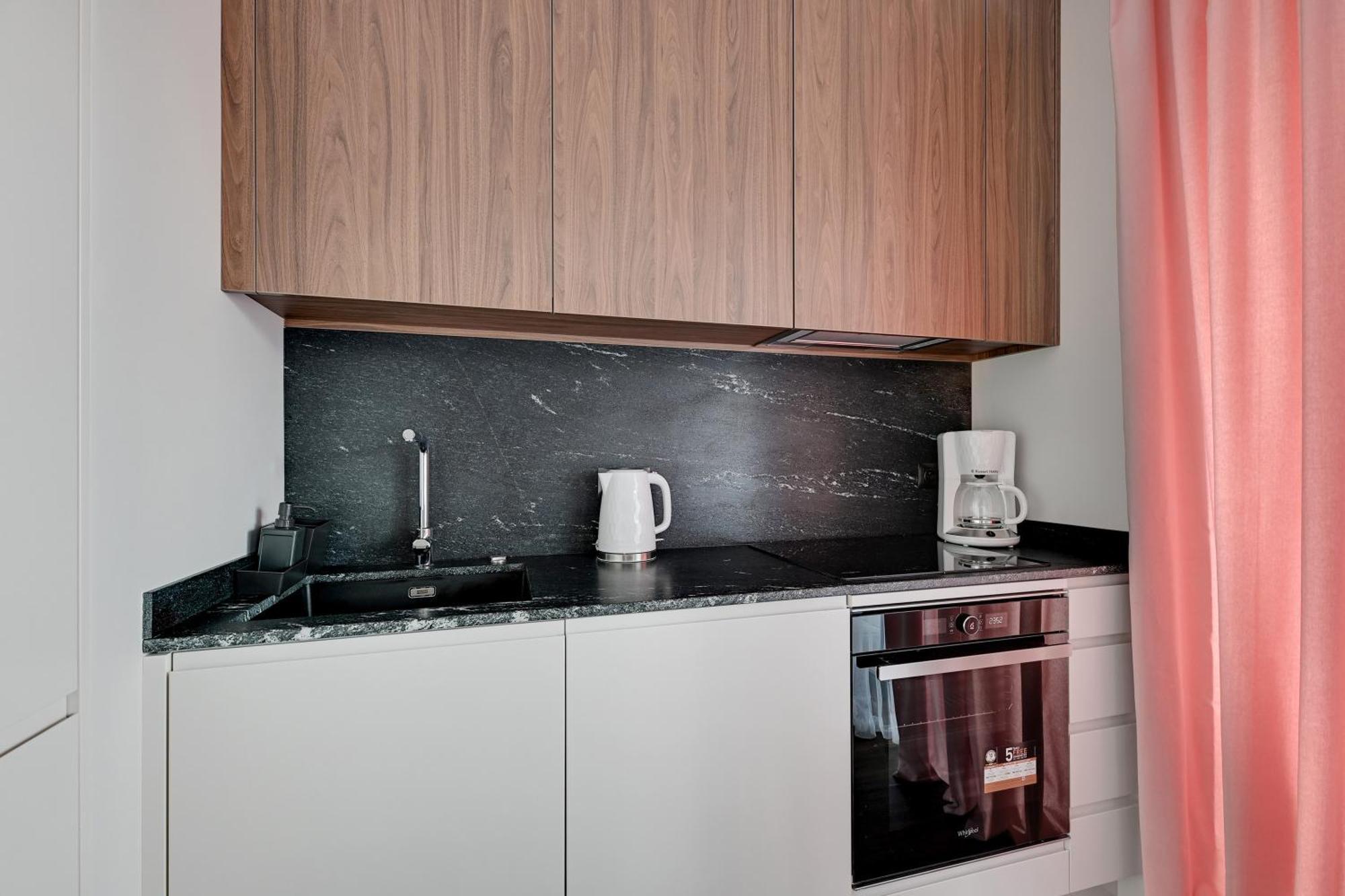 Scala 60C City Center Apartments & Studio By Lion Apartments Gdansk Bagian luar foto