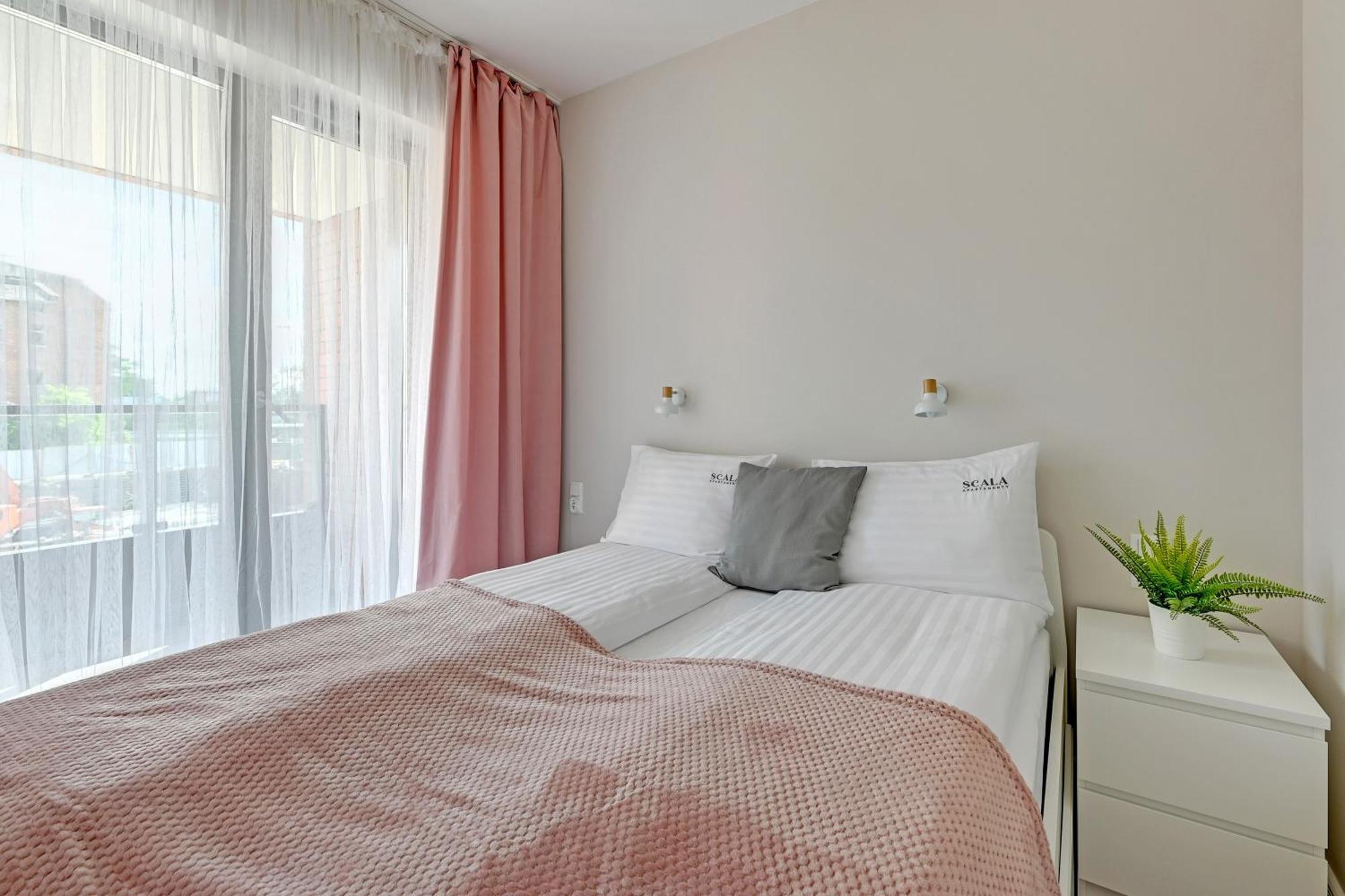 Scala 60C City Center Apartments & Studio By Lion Apartments Gdansk Bagian luar foto