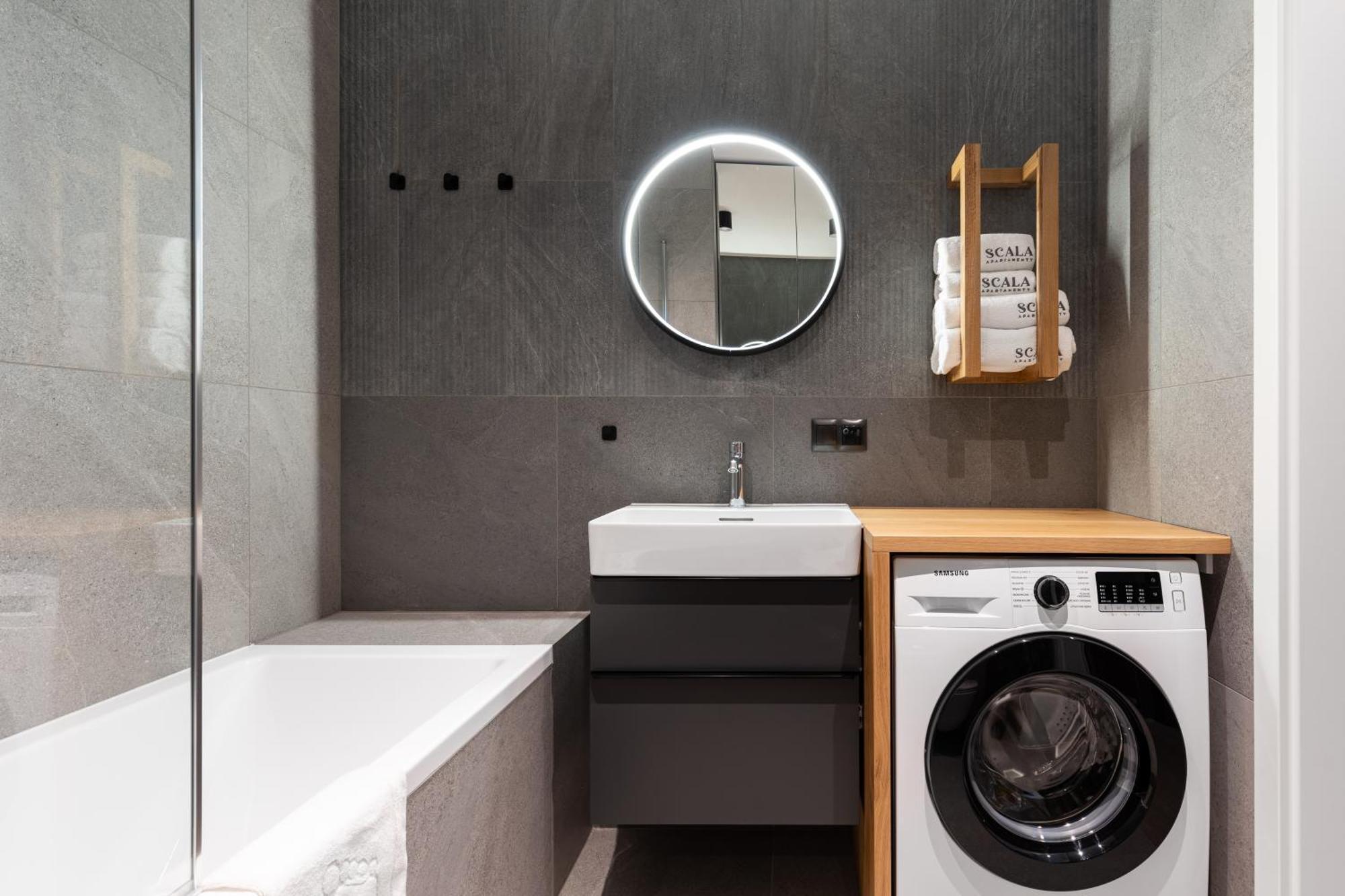 Scala 60C City Center Apartments & Studio By Lion Apartments Gdansk Bagian luar foto